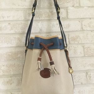 Rare  Dooney & Bourke Teton Bag Palomino Bone Blue